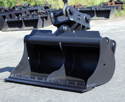 중량 발굴기 기울기 버킷 사용자 정의 용량 0.1-5 CBM 800-1500mm 철강 건설